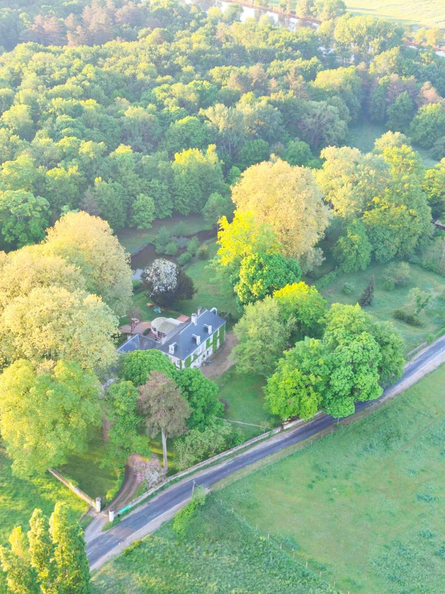 Chambres D'Hotes Du Domaine De L'Isle Civray-de-Touraine Exteriör bild